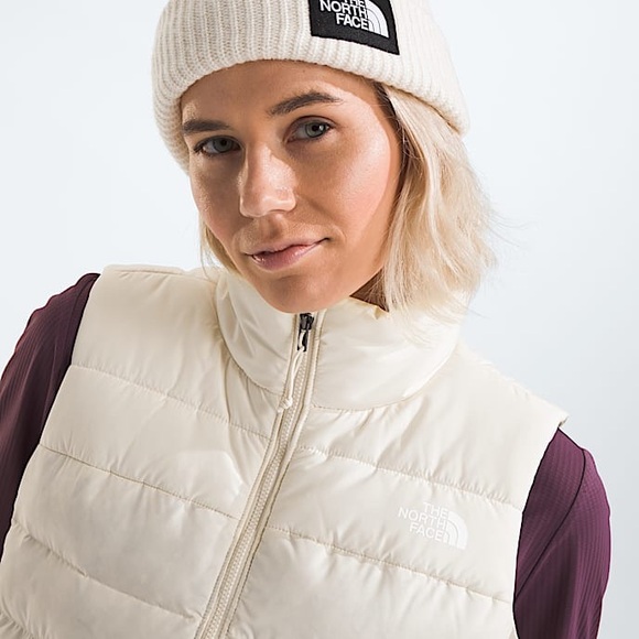 The North Face Women’s Aconcagua 3 Vest
Color: White Dune - Picture 13 of 16